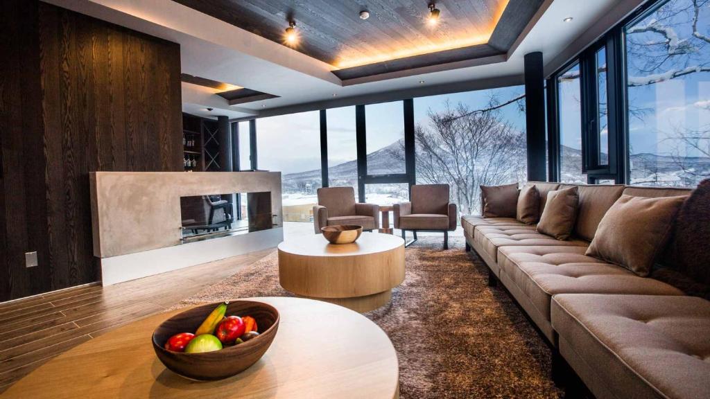 Niseko Heaven Thomson Project